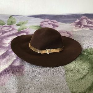 Women’s Wide Brim Wool Hat